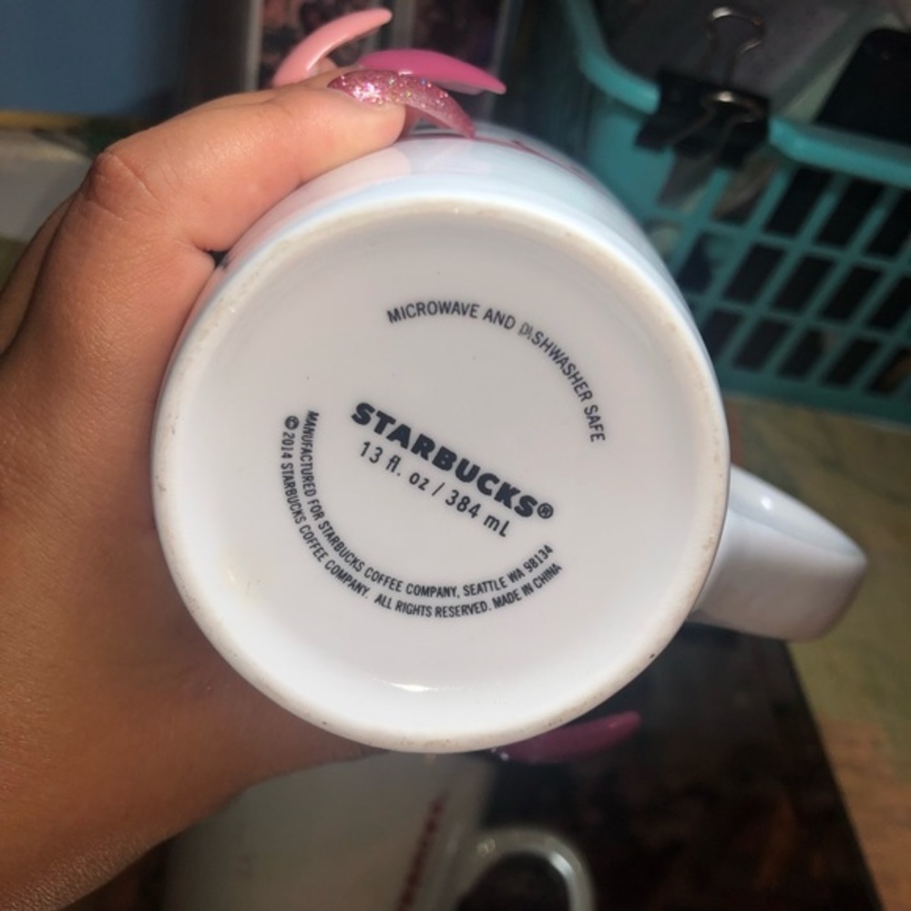❤️ Heart Theme Starbucks Coffee Cup - Picture 4 of 6